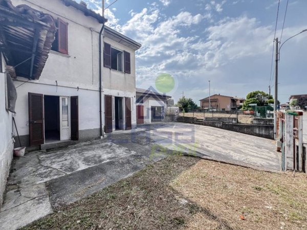 casa indipendente in vendita ad Inverno e Monteleone in zona Monteleone