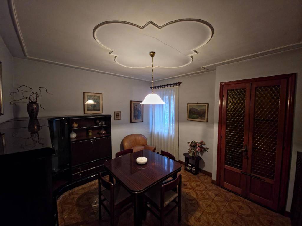 casa indipendente in vendita ad Inverno e Monteleone in zona Inverno