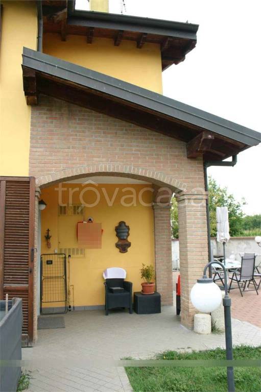 casa indipendente in vendita ad Inverno e Monteleone in zona Monteleone