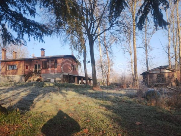 casa indipendente in vendita ad Inverno e Monteleone