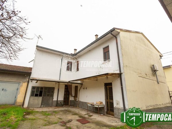 appartamento in vendita ad Inverno e Monteleone