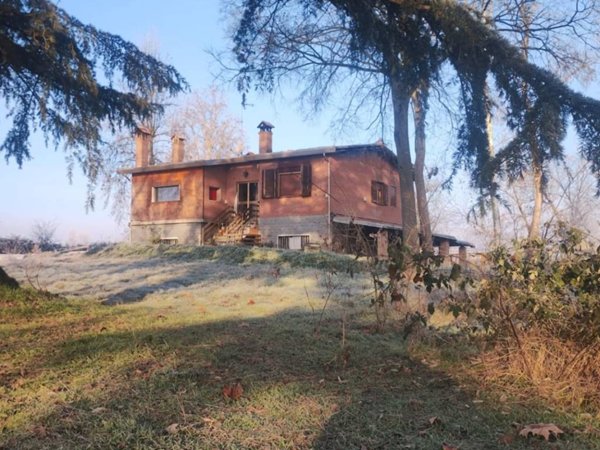 casa indipendente in vendita ad Inverno e Monteleone