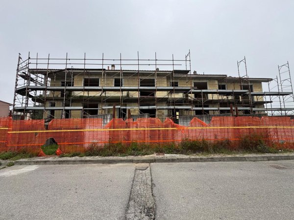 casa indipendente in vendita ad Inverno e Monteleone