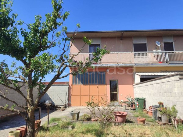 casa indipendente in vendita ad Inverno e Monteleone in zona Monteleone
