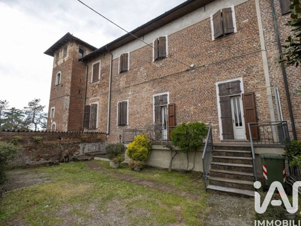 casa indipendente in vendita ad Inverno e Monteleone in zona Inverno