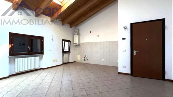 appartamento in vendita a Landriano