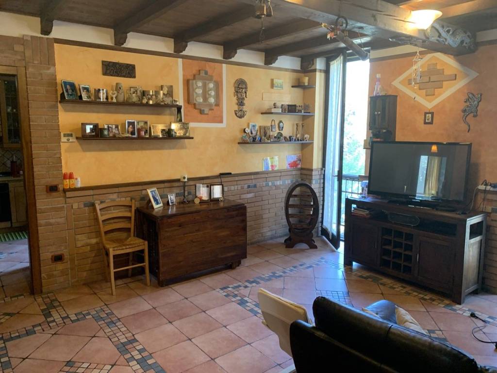 appartamento in vendita a Landriano
