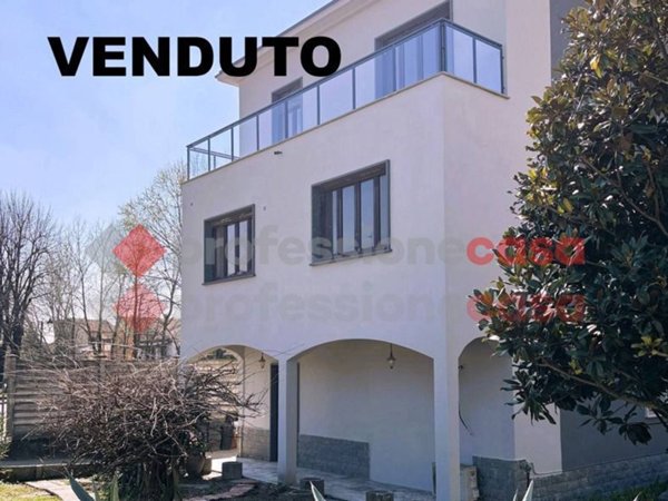 casa indipendente in vendita a Landriano