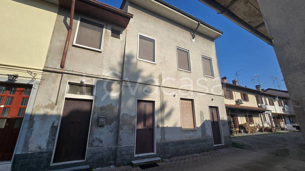 casa indipendente in vendita a Landriano