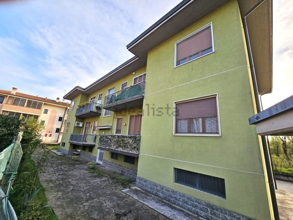 appartamento in vendita a Landriano
