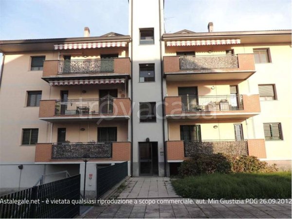 appartamento in vendita a Landriano