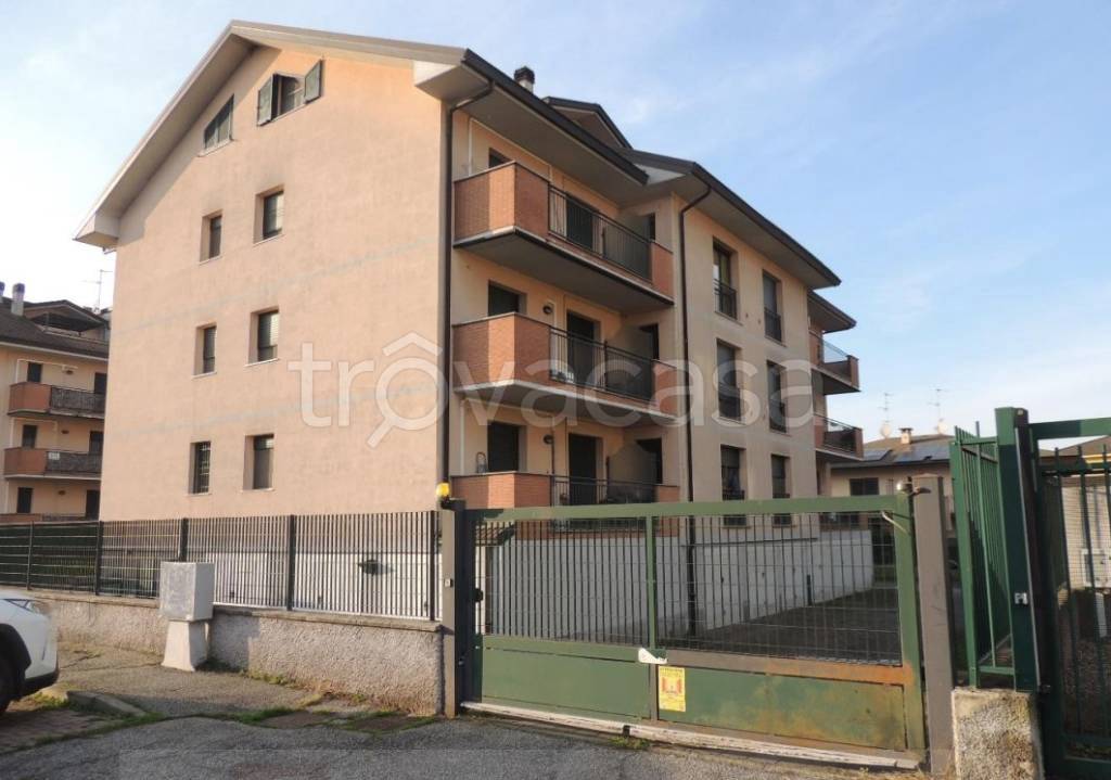 appartamento in vendita a Landriano