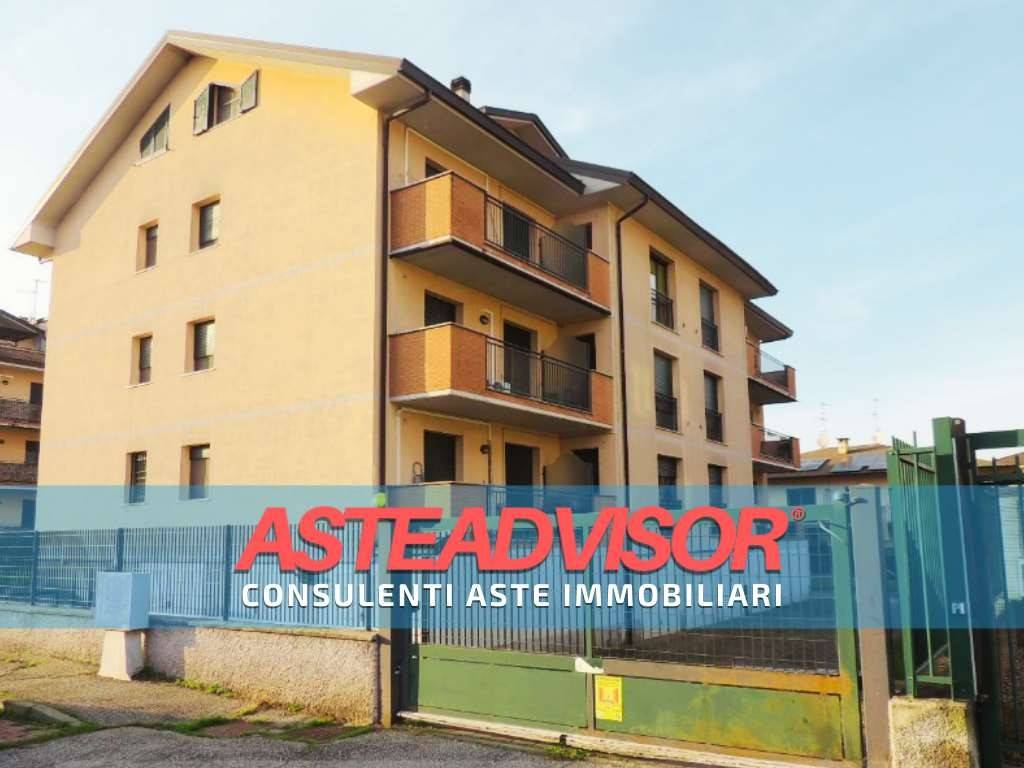 appartamento in vendita a Landriano