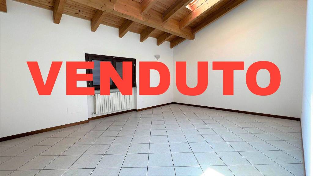 appartamento in vendita a Landriano