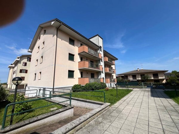 appartamento in vendita a Landriano