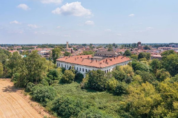 villa in vendita a Landriano