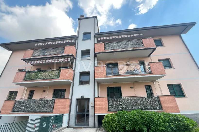 appartamento in vendita a Landriano