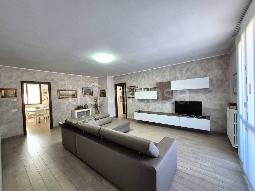 appartamento in vendita a Landriano