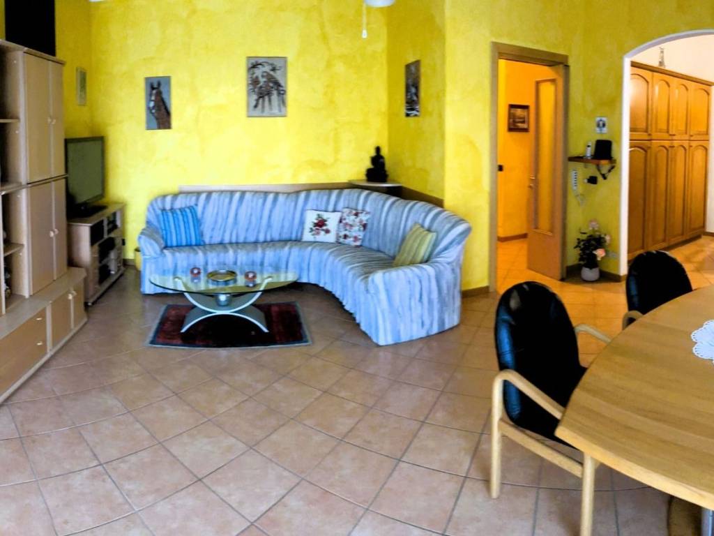 appartamento in vendita a Landriano