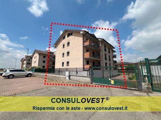 appartamento in vendita a Landriano in zona Pairana