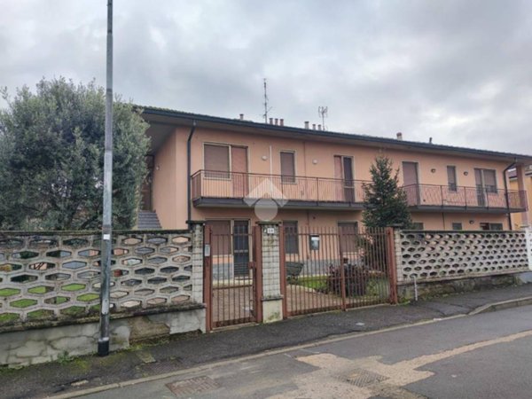 casa indipendente in vendita a Landriano in zona Pairana