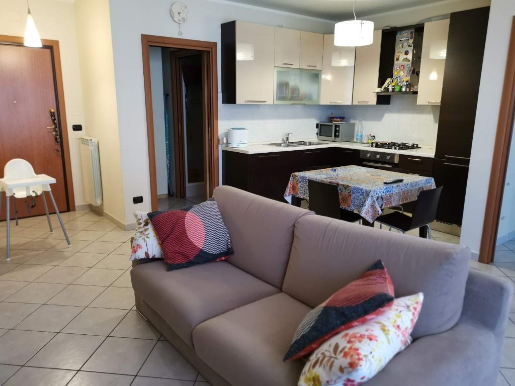 appartamento in vendita a Landriano in zona Pairana