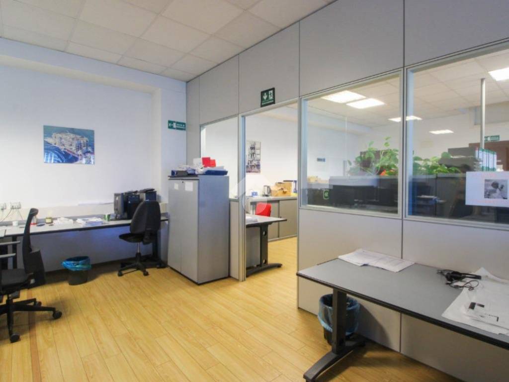 ufficio in vendita a Landriano