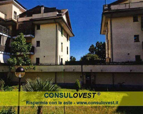 appartamento in vendita a Landriano in zona Pairana