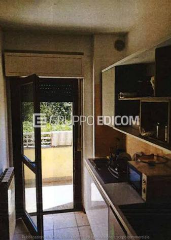 appartamento in vendita a Landriano in zona Pairana