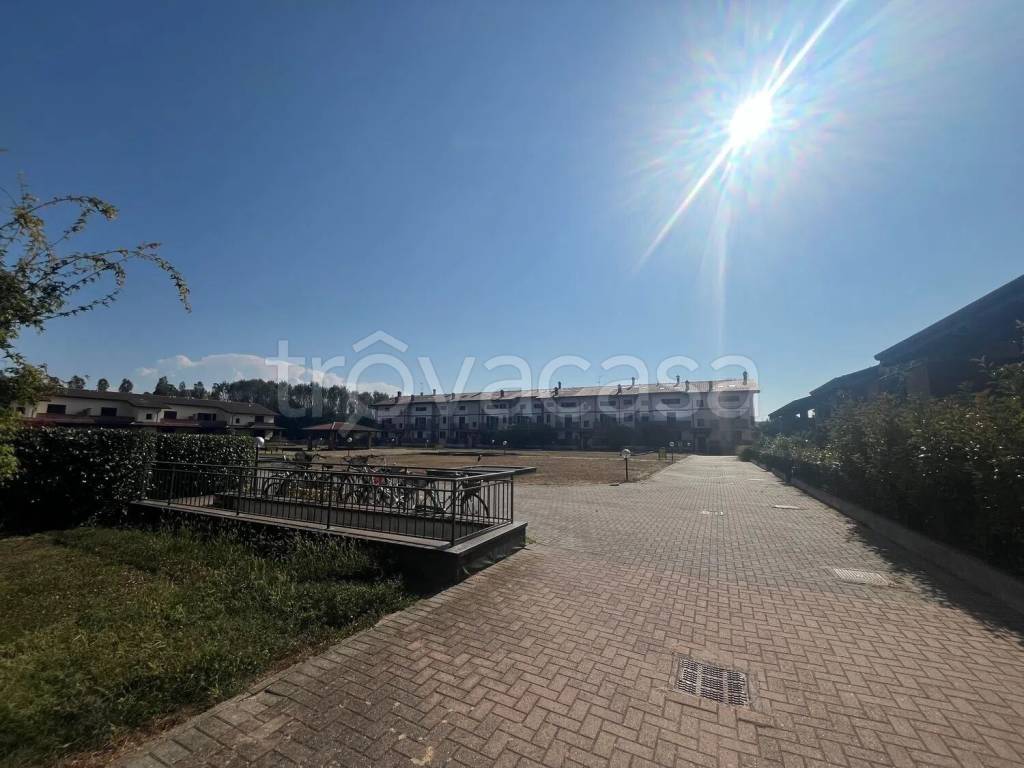 appartamento in vendita a Landriano