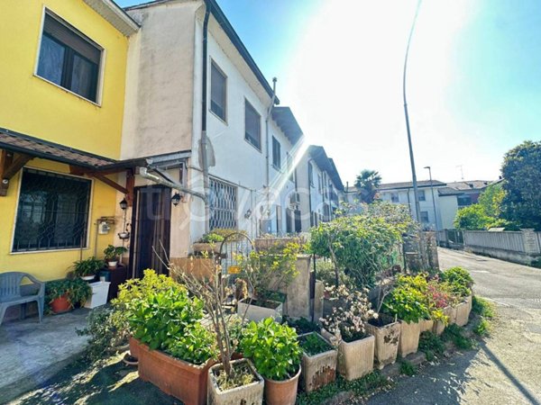 appartamento in vendita a Landriano