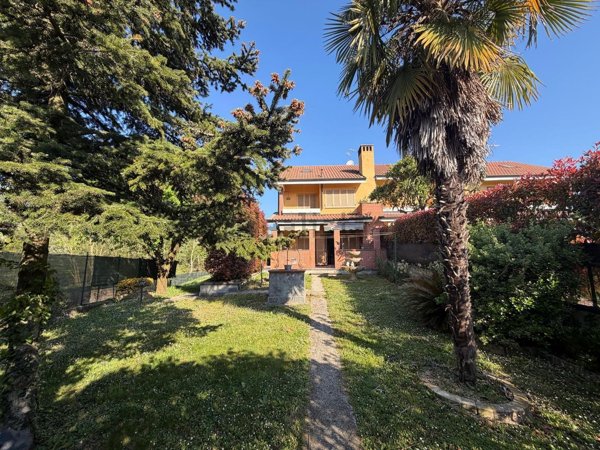 casa indipendente in vendita a Landriano