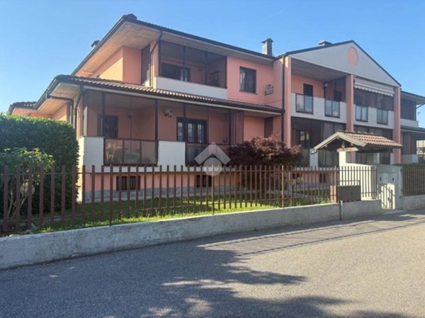 appartamento in vendita a Landriano