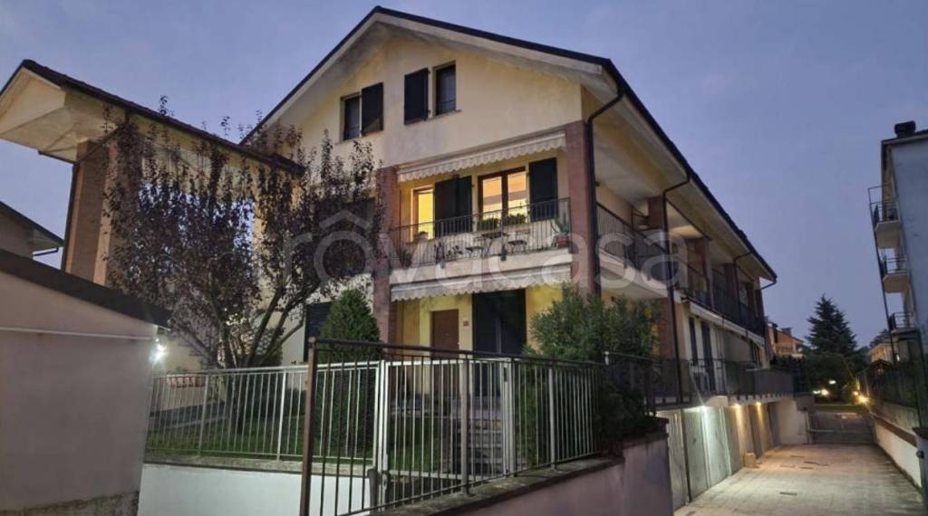 appartamento in vendita a Landriano