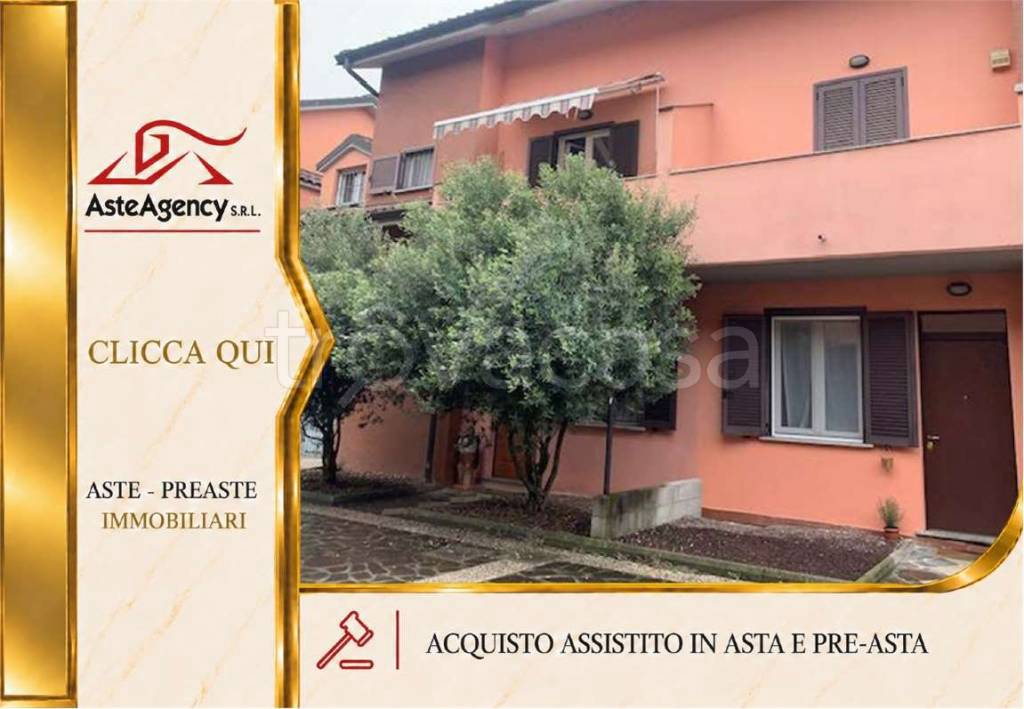 casa indipendente in vendita a Landriano in zona Pairana