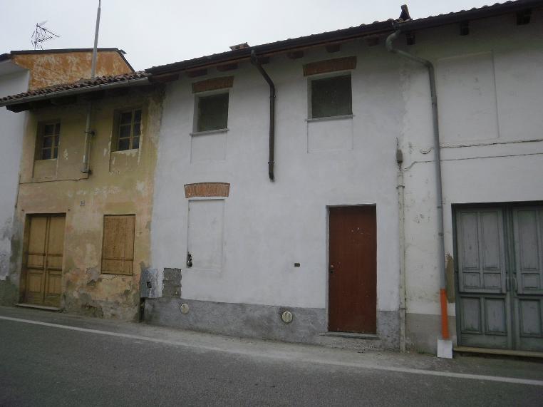 casa indipendente in vendita a Langosco