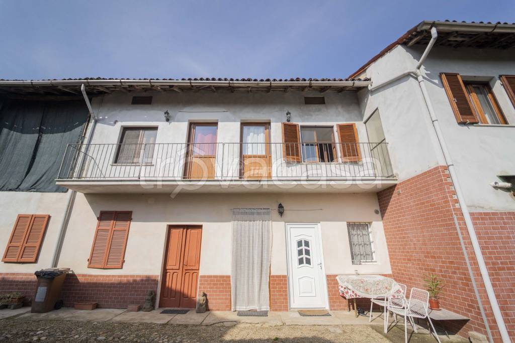 casa indipendente in vendita a Langosco