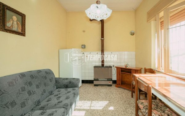 casa indipendente in vendita a Langosco