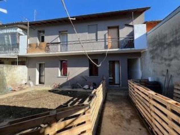 appartamento in vendita a Langosco