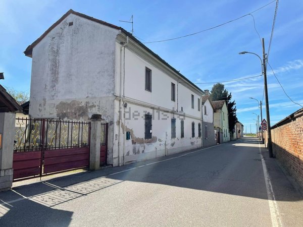 appartamento in vendita a Langosco