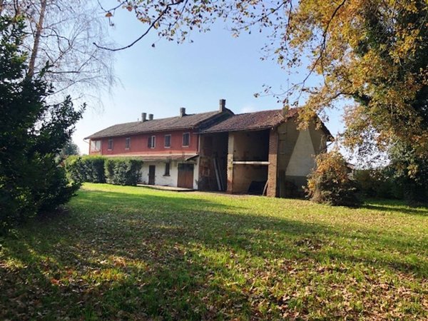 casa indipendente in vendita a Langosco in zona Bosco