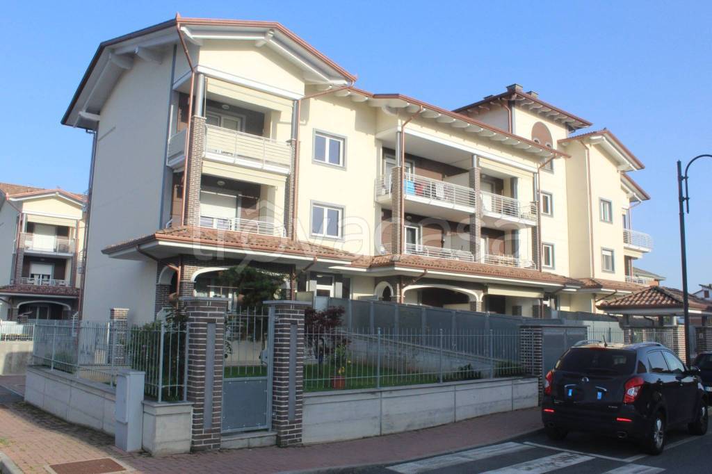 appartamento in vendita a Leinì