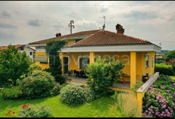 casa indipendente in vendita a Leinì in zona Tedeschi