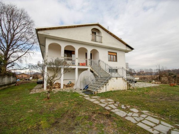 casa indipendente in vendita a Leinì