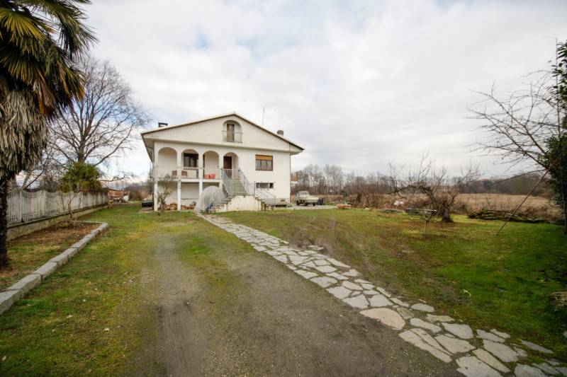 casa indipendente in vendita a Leinì