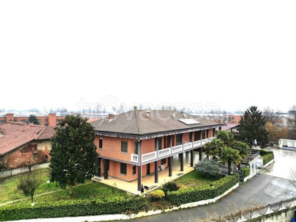 casa indipendente in vendita a Leinì in zona Fornacino