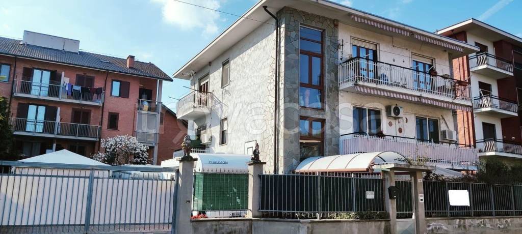 casa indipendente in vendita a Leinì