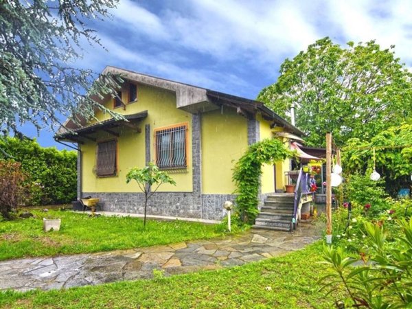 casa indipendente in vendita a Leinì