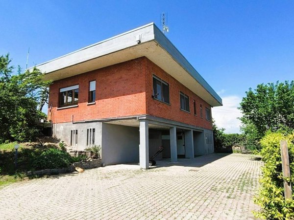 casa indipendente in vendita a Leinì in zona Tedeschi
