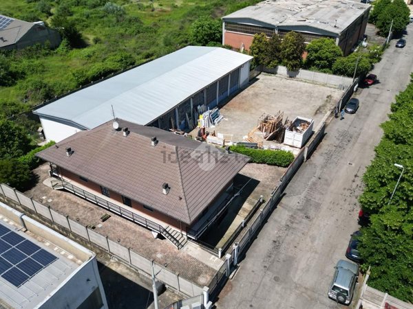 casa indipendente in vendita a Leinì